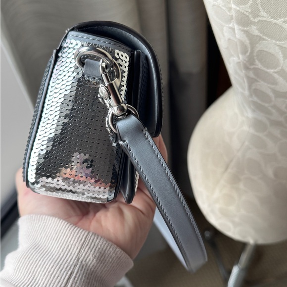 EUC Coach Sequin Studio purse style #CM426 in silver SOLD OUT ONLINE - Picture 8 of 15